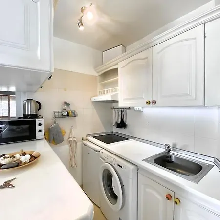 Apartment Beautiful Beach-front Retreat In El Beril *